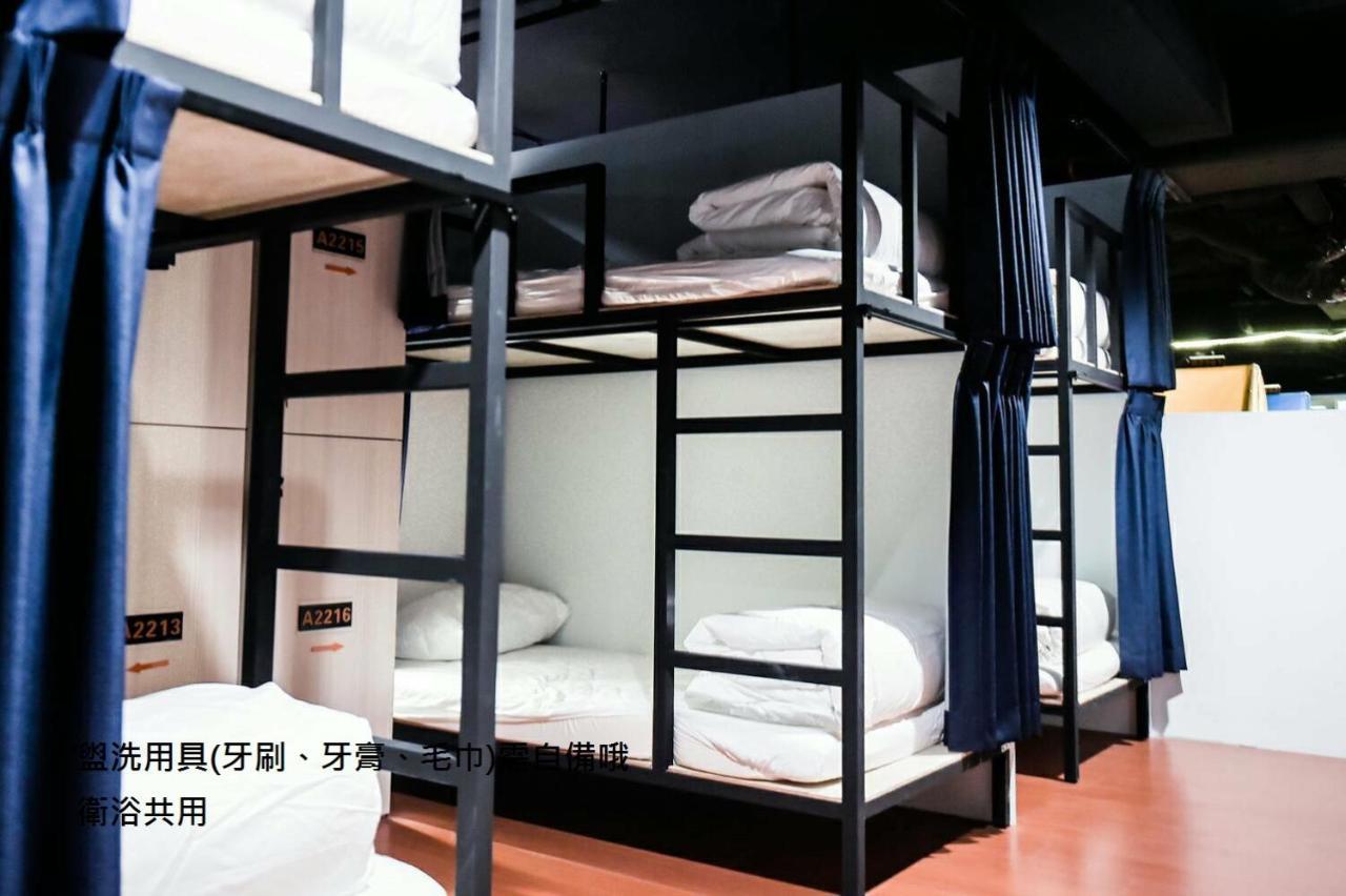 Hosin Hotel Taichung Bagian luar foto