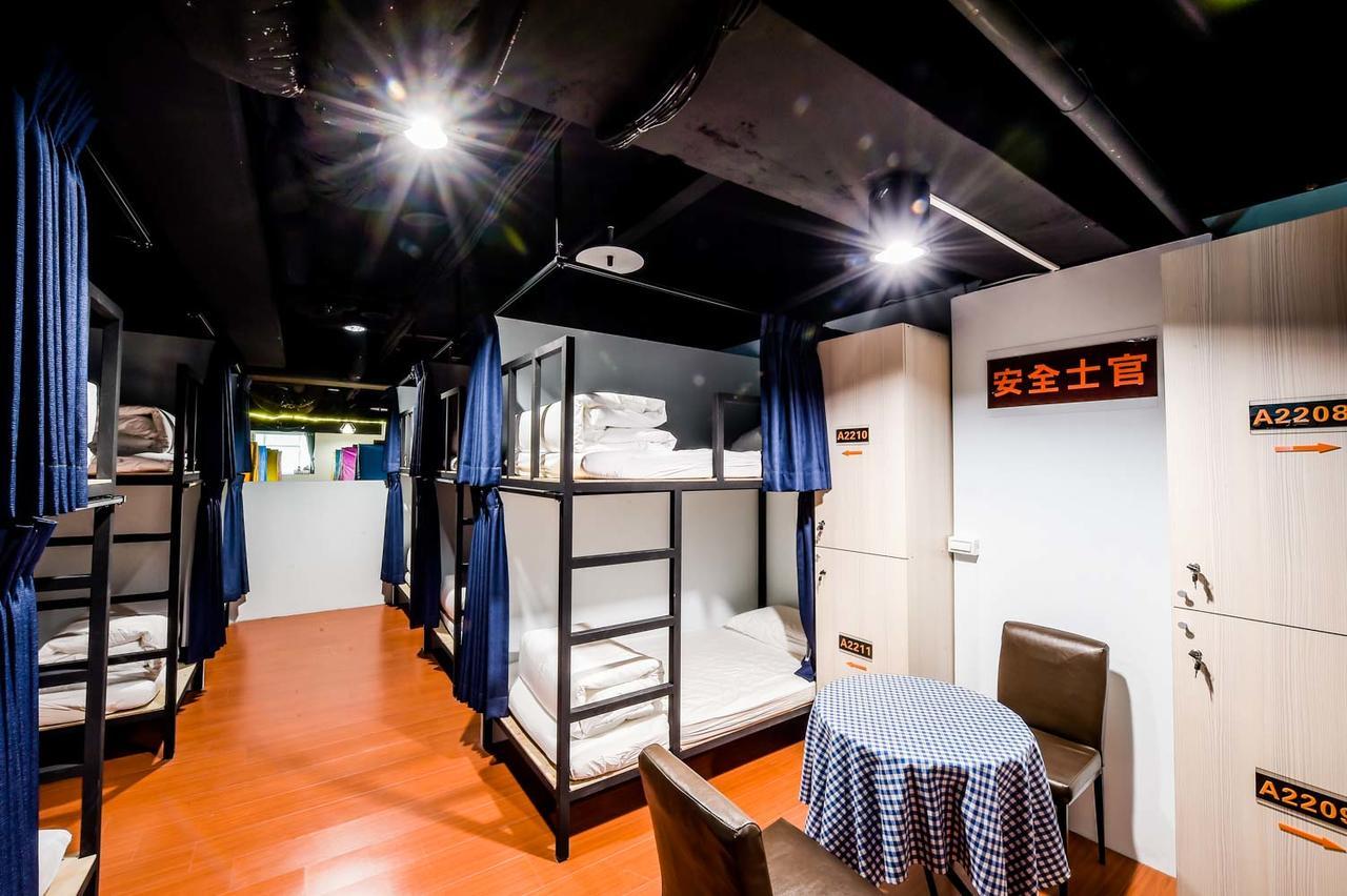 Hosin Hotel Taichung Bagian luar foto