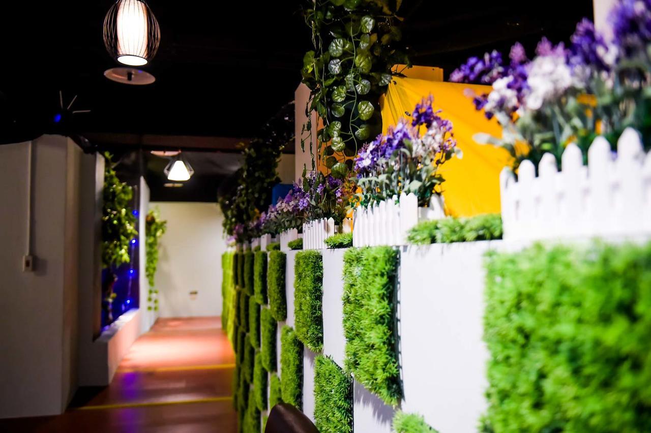 Hosin Hotel Taichung Bagian luar foto